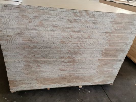 Modern Design Style Pine Wood Finger Joint Board and Competitive for Indoor Furniture