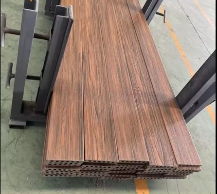 Outdoor Smooth Wood Plastic Terrace Flooring for Different Size Swimming Pool Decking