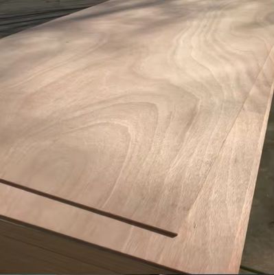 Indoor E1 Formaldehyde 18mm Waterproof Panels Commercial Hardwood Okoume Marine Sheet 4x8